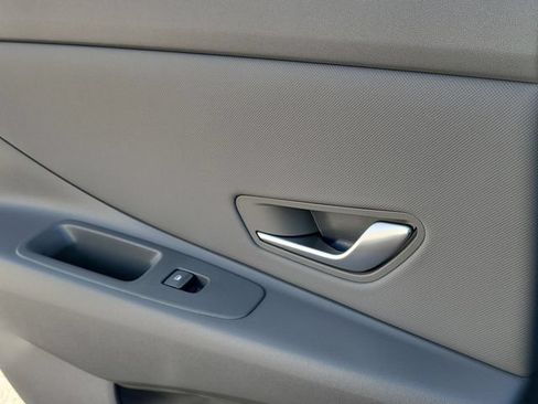 New 2026 Hyundai Elantra Sport FWD image 23