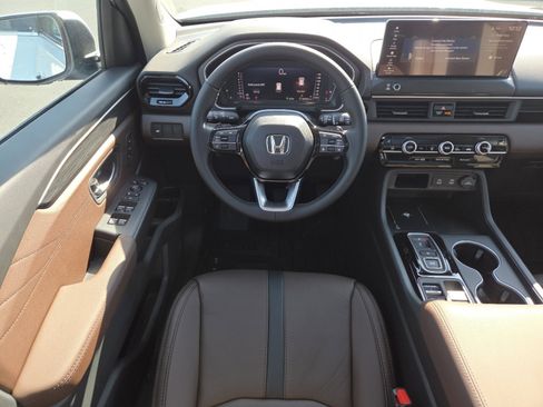 New 2026 Honda Pilot Touring image 26
