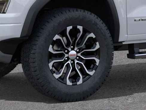 New 2026 GMC Canyon Denali AWD/4WD image 9