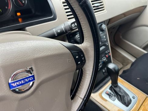 Used 2004 Volvo XC90 2.5T image 11