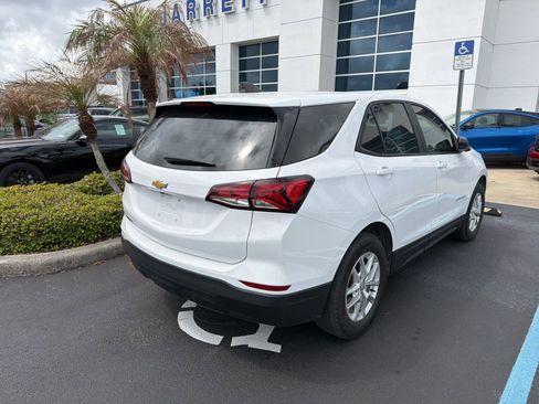 Used 2024 Chevrolet Equinox LS image 6