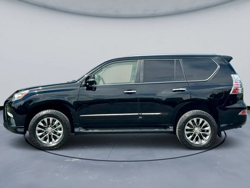 Used 2014 Lexus GX 460 Luxury w/ Driver Support Package AWD/4WD image 3