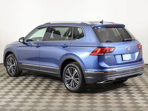 Used 2019 Volkswagen Tiguan SEL image 11