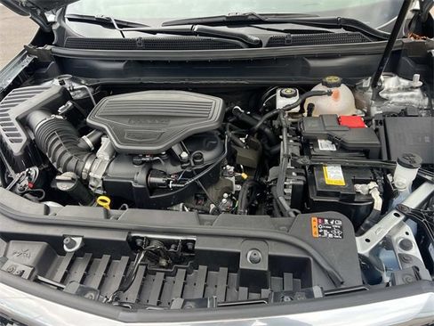 Certified 2025 Cadillac XT5 Premium Luxury image 9