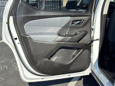 Used 2019 Chevrolet Traverse Premier w/ Driver Confidence II Package image 23