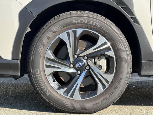 Used 2024 Subaru Crosstrek 2.0i Premium image 31