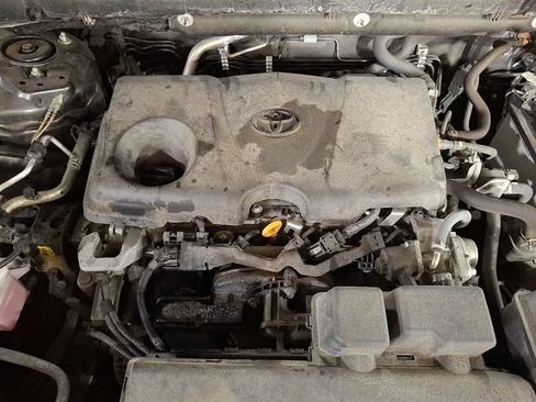Used 2022 Toyota RAV4 XLE w/ Convenience Package AWD/4WD image 24