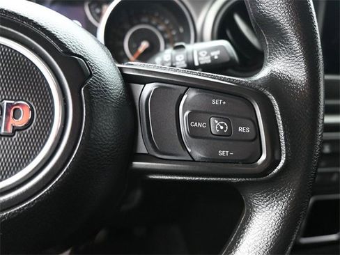 Used 2023 Jeep Wrangler Sport image 17