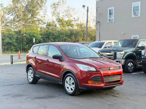 Used 2015 Ford Escape S FWD image 3