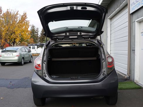 Used 2013 Toyota Prius C Two image 15