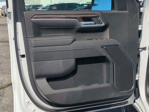 New 2026 Chevrolet Silverado 1500 LT image 23