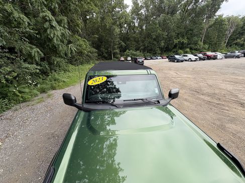 Used 2023 Ford Bronco 4-Door AWD/4WD image 16
