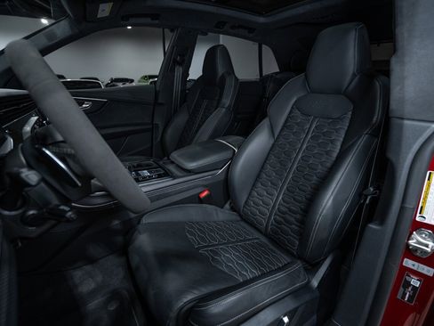 Used 2024 Audi RS Q8 AWD/4WD image 19