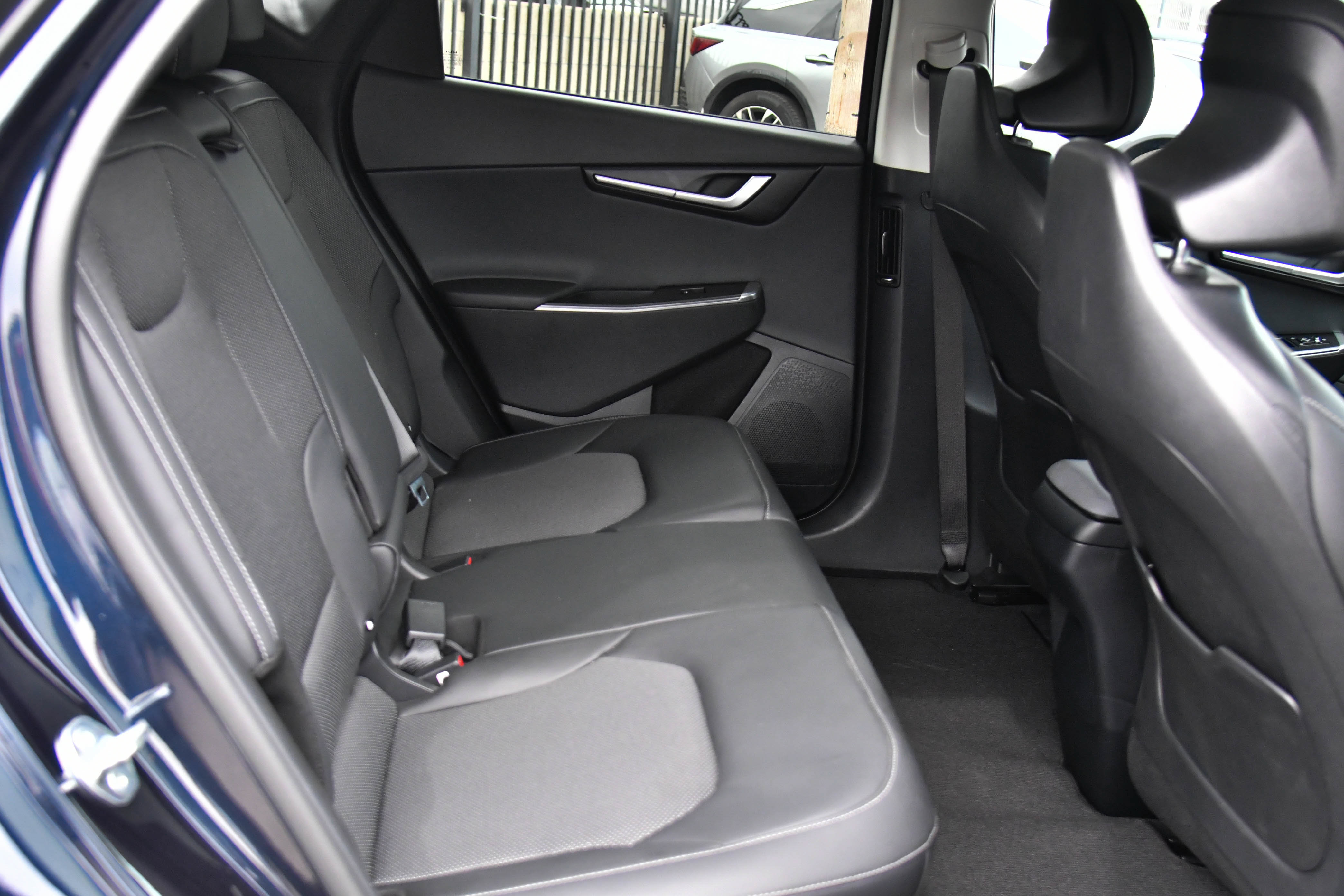 Used 2024 Kia EV6 Light RWD image 45