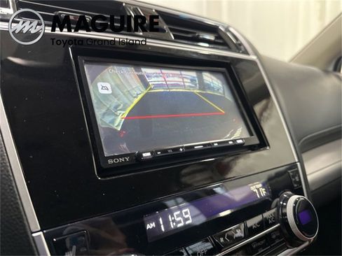 Used 2018 Subaru Outback 2.5i Premium image 12