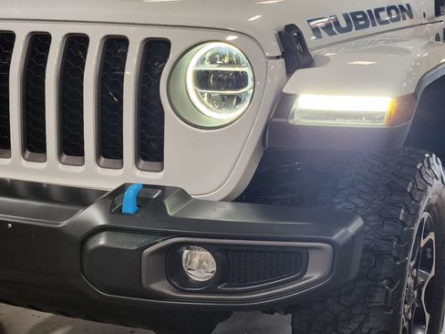 Used 2021 Jeep Wrangler Unlimited Rubicon 4xe w/ Cold Weather Group AWD/4WD image 11