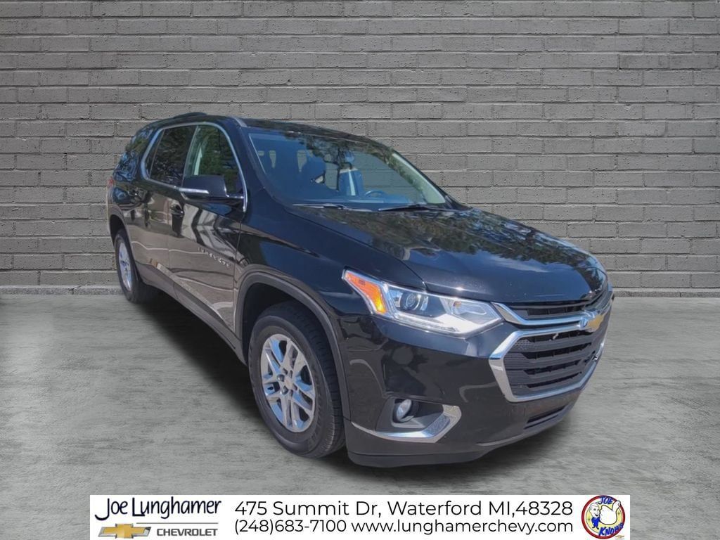 Certified 2020 Chevrolet Traverse LT FWD image 2