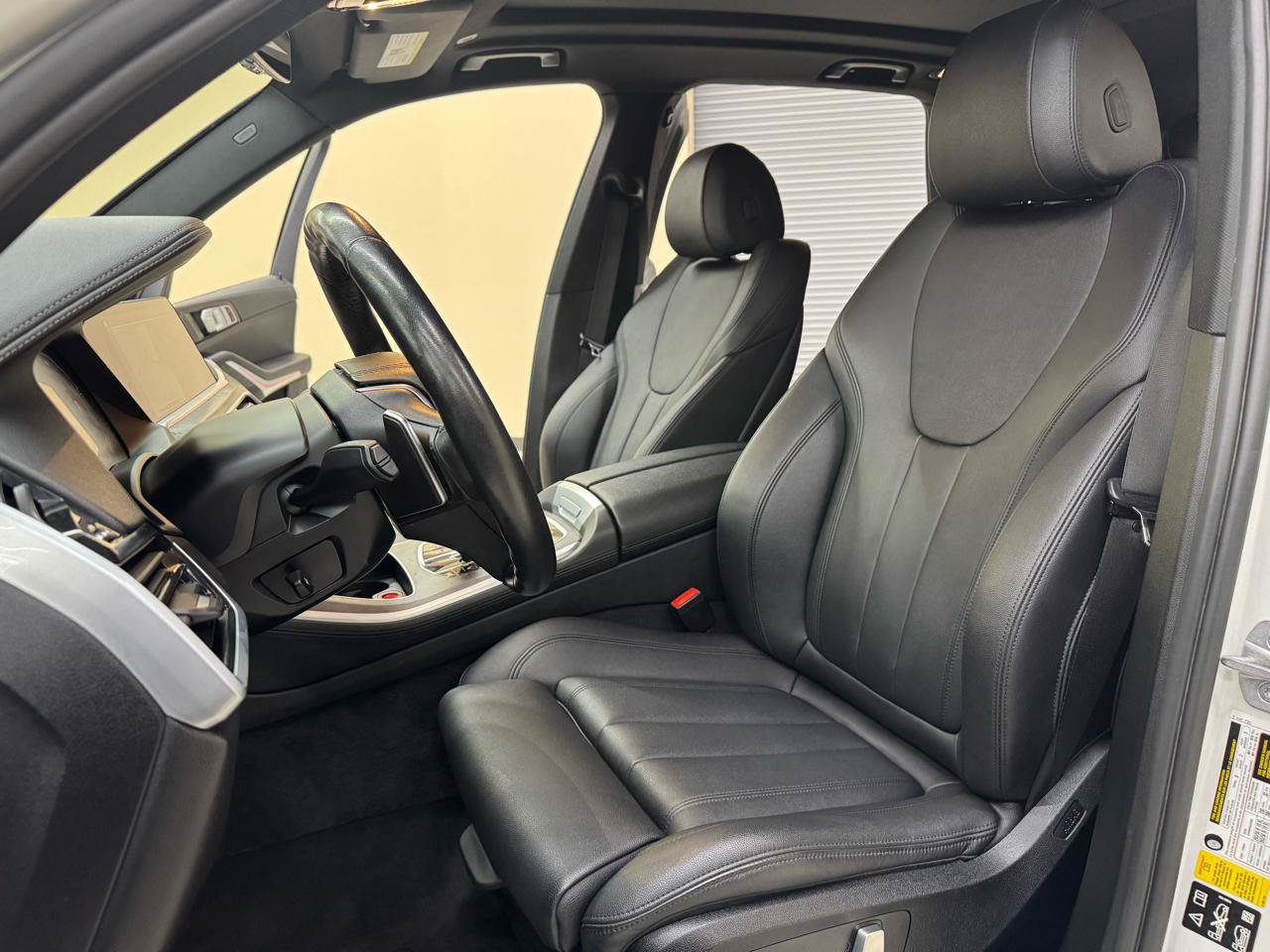 Used 2022 BMW X5 xDrive40i AWD/4WD image 22