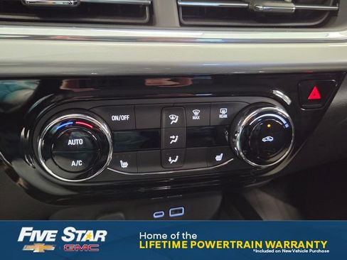 New 2026 Chevrolet Trax LT w/ Driver Confidence Package FWD image 20