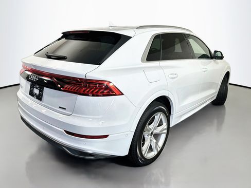 Used 2023 Audi Q8 Premium Plus AWD/4WD image 7