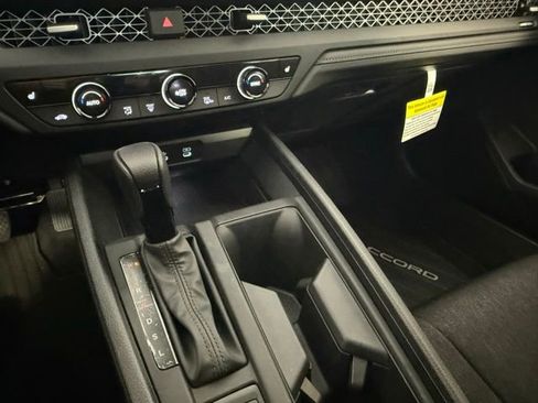 Used 2025 Honda Accord SE image 20