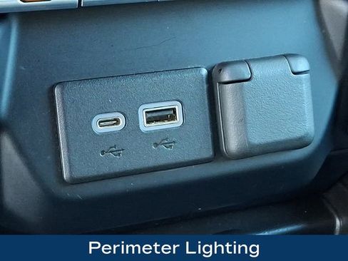 Used 2022 GMC Sierra 2500 AT4 w/ AT4 Preferred Package image 28