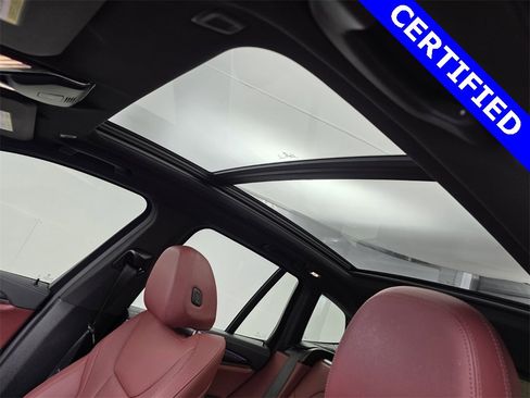 Used 2024 BMW X3 M40i w/ Premium Package image 11