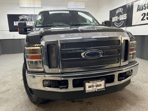 Used 2009 Ford F250 XLT AWD/4WD image 2