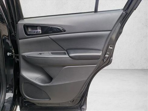 Used 2023 Mitsubishi Eclipse Cross SE image 29