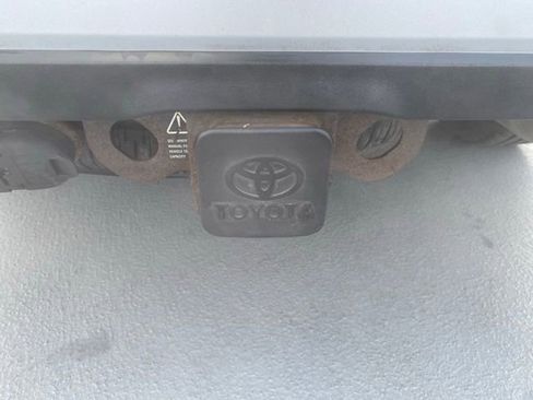 Used 2011 Toyota Sequoia Limited image 9