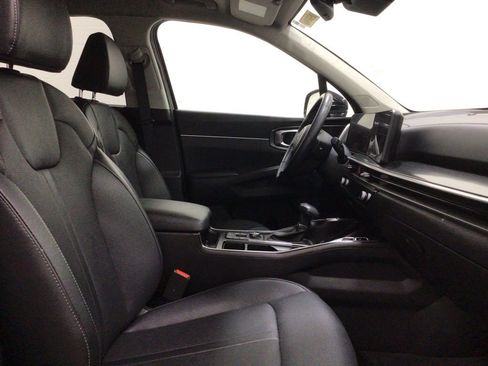 Used 2025 Kia Sorento EX AWD/4WD image 33