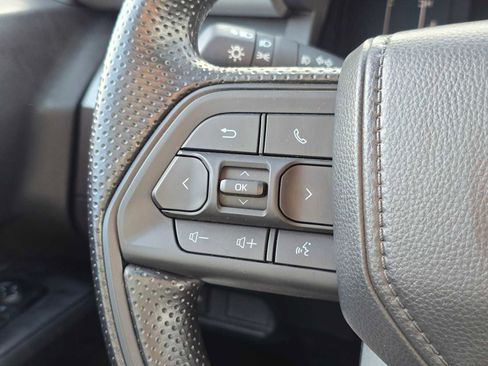 Certified 2025 Toyota Tacoma SR5 image 35