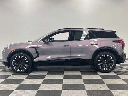 Used 2024 Chevrolet Blazer EV RS AWD/4WD image 3