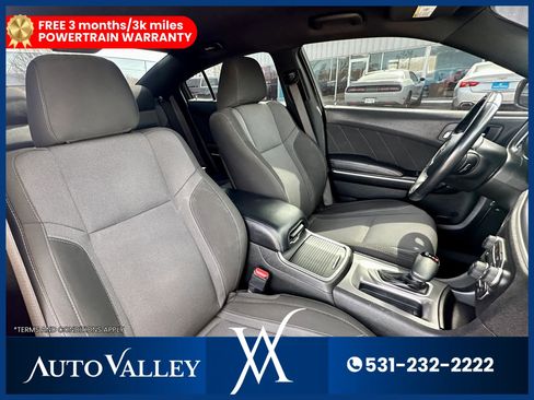 Used 2022 Dodge Charger SXT image 18