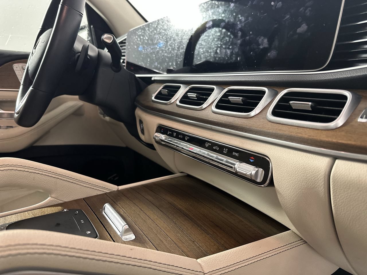 Used 2023 Mercedes-Benz GLE 450 4MATIC image 15