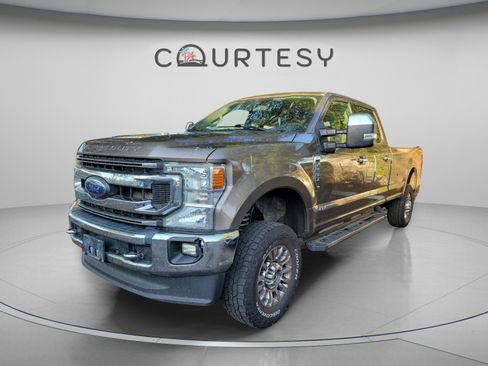 Used 2022 Ford F250 XLT w/ XLT Premium Package AWD/4WD image 1