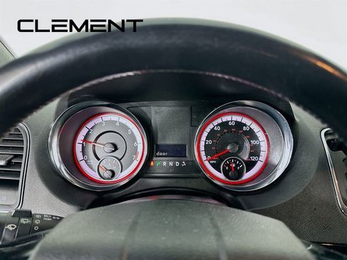 Used 2019 Dodge Grand Caravan SE image 18