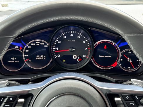 Certified 2019 Porsche Cayenne image 30