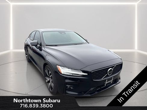 Used 2024 Volvo S60 B5 Plus FWD image 1