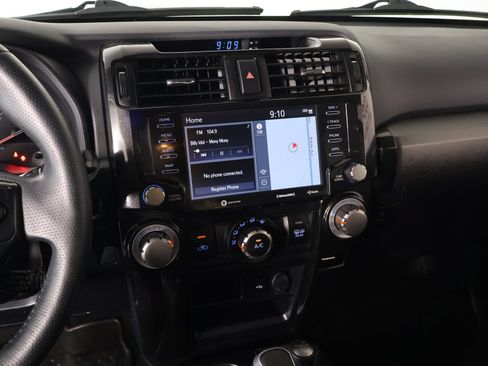 Used 2022 Toyota 4Runner TRD Off-Road Premium AWD/4WD image 5