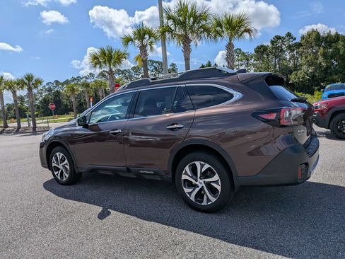 Used 2022 Subaru Outback Touring w/ Popular Package #2 AWD/4WD image 6