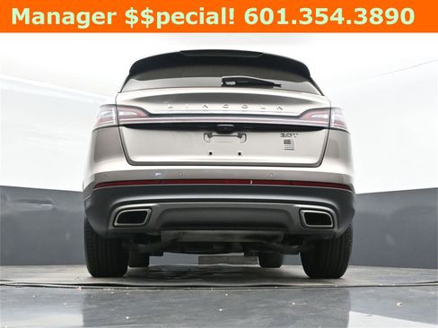 Used 2020 Lincoln Nautilus FWD w/ Equipment Group 101A image 40