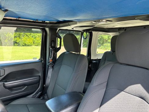 Used 2021 Jeep Wrangler Unlimited Sport AWD/4WD image 13