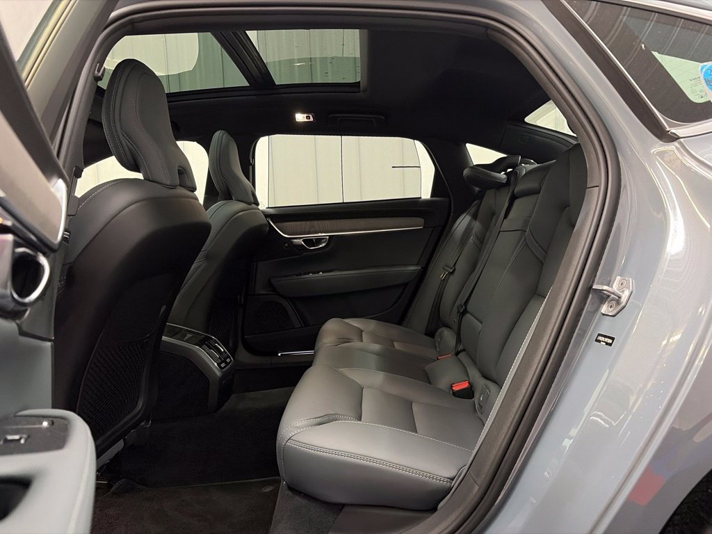 Used 2021 Volvo S90 T6 Inscription AWD/4WD image 13