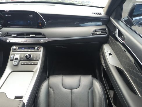 Used 2022 Hyundai Palisade Calligraphy FWD image 16