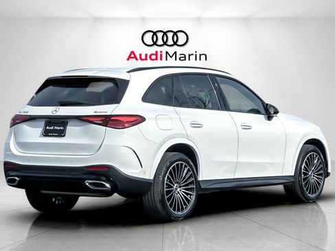 Used 2025 Mercedes-Benz GLC 300 4MATIC image 5