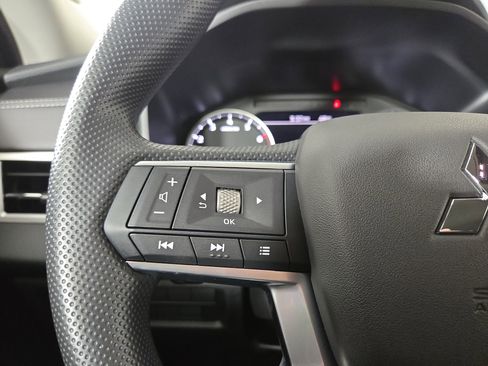 New 2025 Mitsubishi Outlander ES image 15