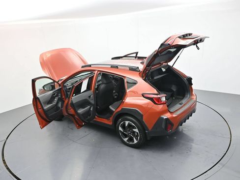 Used 2024 Subaru Crosstrek 2.5i Limited AWD/4WD image 46