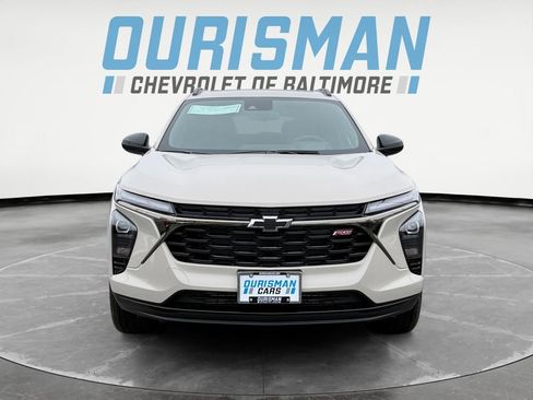 New 2026 Chevrolet Trax RS w/ Sunroof Package image 8