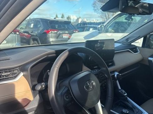 Used 2024 Toyota RAV4 Limited image 2